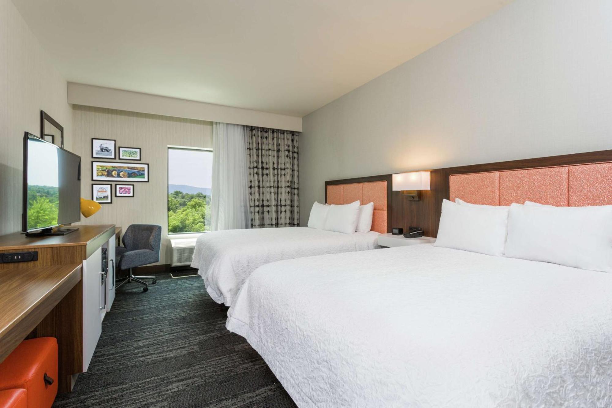 Hampton Inn Cumberland Zewnętrze zdjęcie
