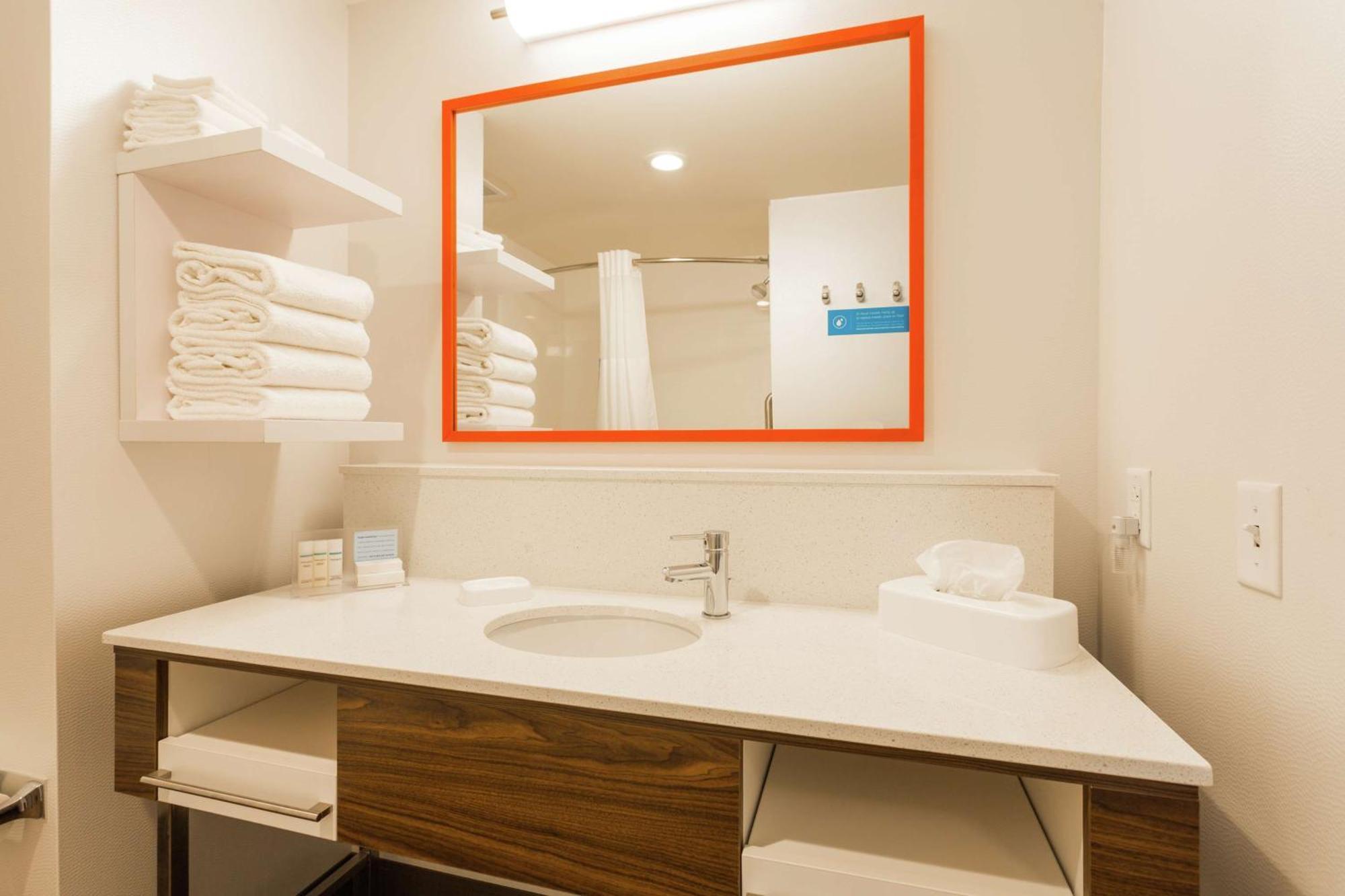 Hampton Inn Cumberland Zewnętrze zdjęcie