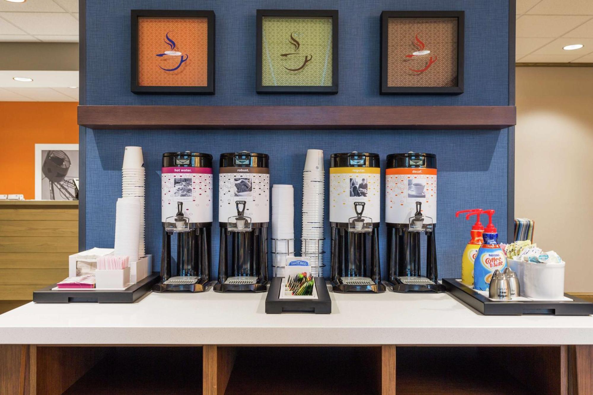 Hampton Inn Cumberland Zewnętrze zdjęcie